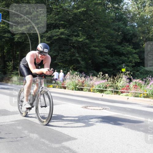 08.09.2024 - Stadtparktriathlon Zöllner http://msf.ph/oto/7044603 08.09.2024 11:14:03 Radfahren 526, 549, 552 meine-sportfotos.de
