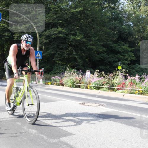 08.09.2024 - Stadtparktriathlon Zöllner http://msf.ph/oto/7044607 08.09.2024 11:14:09 Radfahren 494, 552 meine-sportfotos.de