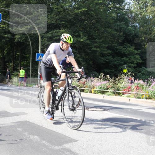08.09.2024 - Stadtparktriathlon Zöllner http://msf.ph/oto/7044613 08.09.2024 11:14:44 Radfahren 462, 506 meine-sportfotos.de