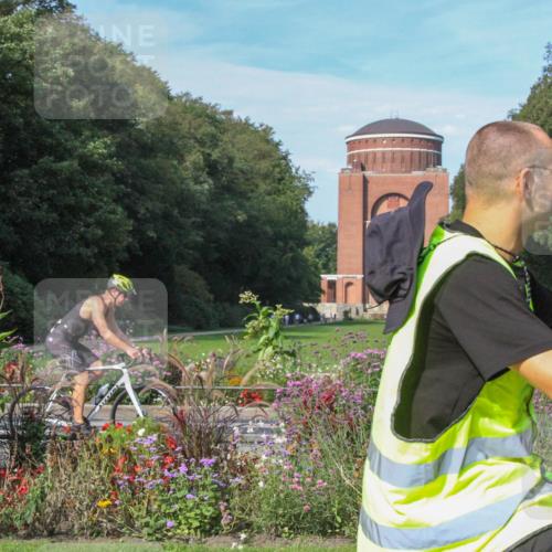 08.09.2024 - Stadtparktriathlon Zöllner http://msf.ph/oto/7044626 08.09.2024 11:09:01 Radfahren 366, 385, 821 meine-sportfotos.de