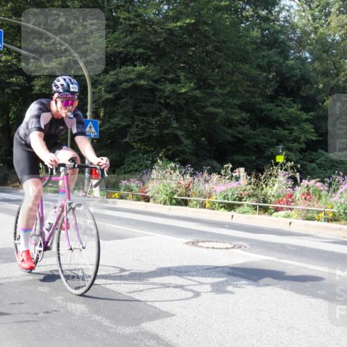08.09.2024 - Stadtparktriathlon Zöllner http://msf.ph/oto/7044632 08.09.2024 11:15:31 Radfahren 404, 472, 529, 821 meine-sportfotos.de