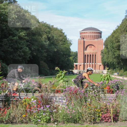 08.09.2024 - Stadtparktriathlon Zöllner http://msf.ph/oto/7044643 08.09.2024 11:09:12 Radfahren 372, 381, 417, 469, 562 meine-sportfotos.de