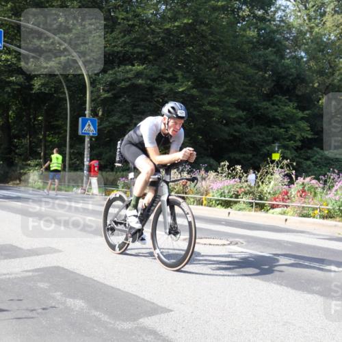 08.09.2024 - Stadtparktriathlon Zöllner http://msf.ph/oto/7044685 08.09.2024 11:17:24 Radfahren 498, 521, 581, 655 meine-sportfotos.de