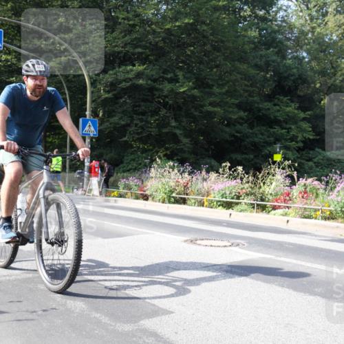 08.09.2024 - Stadtparktriathlon Zöllner http://msf.ph/oto/7044691 08.09.2024 11:17:41 Radfahren 412 meine-sportfotos.de