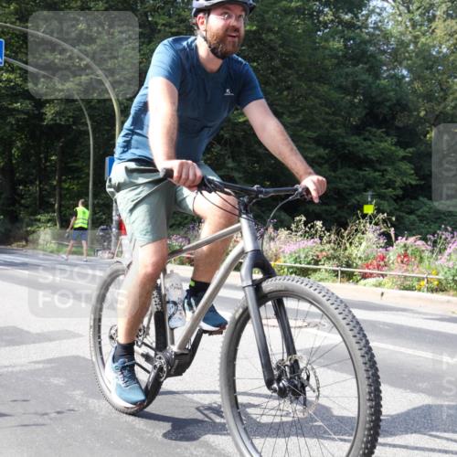 08.09.2024 - Stadtparktriathlon Zöllner http://msf.ph/oto/7044693 08.09.2024 11:17:41 Radfahren 412 meine-sportfotos.de