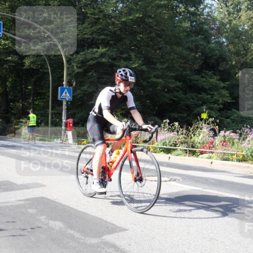 08.09.2024 - Stadtparktriathlon Zöllner http://msf.ph/oto/7044716 08.09.2024 11:18:17 Radfahren 598 meine-sportfotos.de