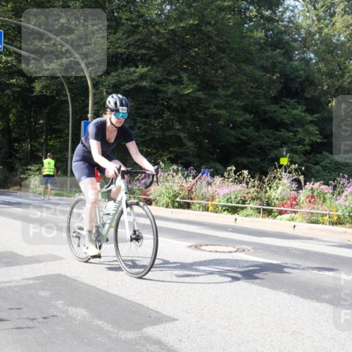 08.09.2024 - Stadtparktriathlon Zöllner http://msf.ph/oto/7044719 08.09.2024 11:18:24 Radfahren 568, 657 meine-sportfotos.de
