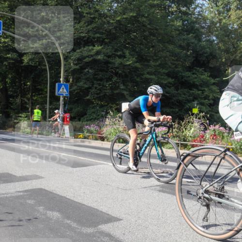 08.09.2024 - Stadtparktriathlon Zöllner http://msf.ph/oto/7044748 08.09.2024 11:19:04 Radfahren 492, 602, 640, 642 meine-sportfotos.de