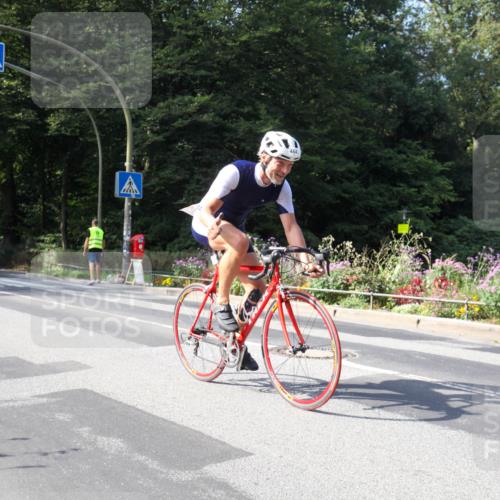 08.09.2024 - Stadtparktriathlon Zöllner http://msf.ph/oto/7044754 08.09.2024 11:19:21 Radfahren 464, 571 meine-sportfotos.de