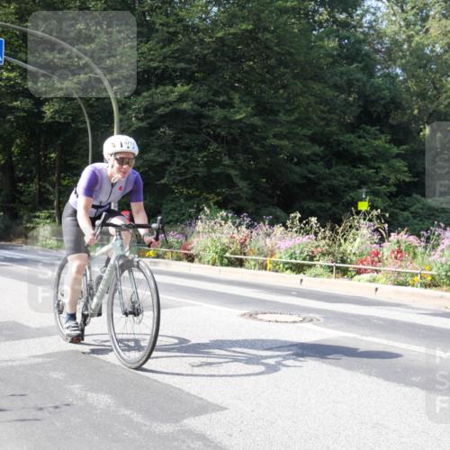 08.09.2024 - Stadtparktriathlon Zöllner http://msf.ph/oto/7044756 08.09.2024 11:19:23 Radfahren 464, 571 meine-sportfotos.de