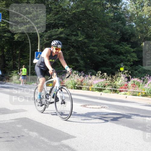 08.09.2024 - Stadtparktriathlon Zöllner http://msf.ph/oto/7044775 08.09.2024 11:19:45 Radfahren 485, 544, 554, 646 meine-sportfotos.de
