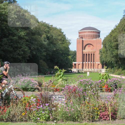 08.09.2024 - Stadtparktriathlon Zöllner http://msf.ph/oto/7044792 08.09.2024 11:13:15 Radfahren 383, 420 meine-sportfotos.de