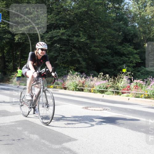 08.09.2024 - Stadtparktriathlon Zöllner http://msf.ph/oto/7044825 08.09.2024 11:21:01 Radfahren 533, 616, 638, 661 meine-sportfotos.de
