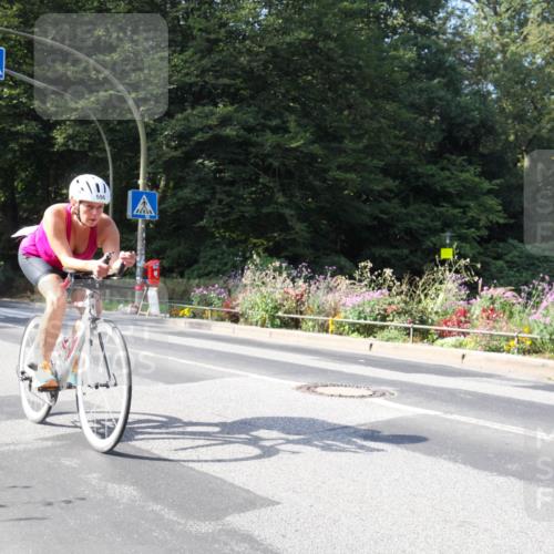 08.09.2024 - Stadtparktriathlon Zöllner http://msf.ph/oto/7044836 08.09.2024 11:21:13 Radfahren 596, 610 meine-sportfotos.de