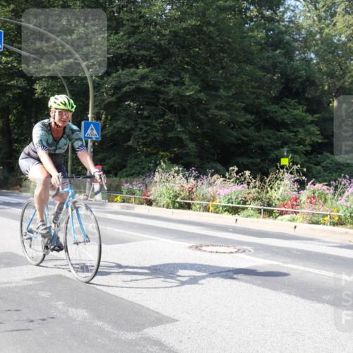 08.09.2024 - Stadtparktriathlon Zöllner http://msf.ph/oto/7044842 08.09.2024 11:21:24 Radfahren 494, 620 meine-sportfotos.de