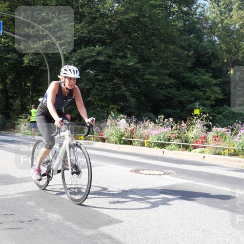 08.09.2024 - Stadtparktriathlon Zöllner http://msf.ph/oto/7044847 08.09.2024 11:21:40 Radfahren 506, 573, 606, 653 meine-sportfotos.de