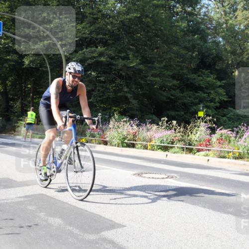 08.09.2024 - Stadtparktriathlon Zöllner http://msf.ph/oto/7044870 08.09.2024 11:22:04 Radfahren 501 meine-sportfotos.de