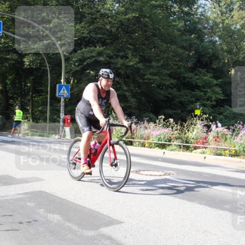 08.09.2024 - Stadtparktriathlon Zöllner http://msf.ph/oto/7044896 08.09.2024 11:22:50 Radfahren 487, 524, 528, 531 meine-sportfotos.de