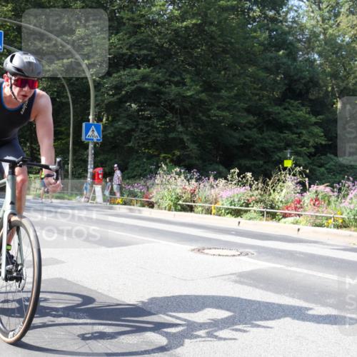 08.09.2024 - Stadtparktriathlon Zöllner http://msf.ph/oto/7044928 08.09.2024 11:24:12 Radfahren 473, 515 meine-sportfotos.de