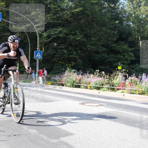 08.09.2024 - Stadtparktriathlon Zöllner http://msf.ph/oto/7045075 08.09.2024 11:28:29 Radfahren 463, 661 meine-sportfotos.de