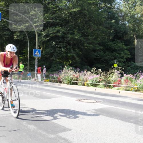 08.09.2024 - Stadtparktriathlon Zöllner http://msf.ph/oto/7045093 08.09.2024 11:29:27 Radfahren 563, 596, 649 meine-sportfotos.de