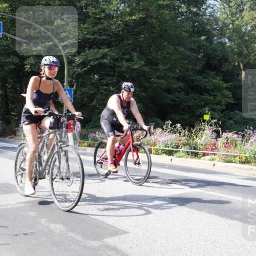 08.09.2024 - Stadtparktriathlon Zöllner http://msf.ph/oto/7045116 08.09.2024 11:30:19 Radfahren 528, 574, 576, 605, 648 meine-sportfotos.de