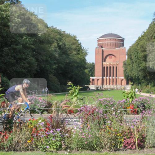 08.09.2024 - Stadtparktriathlon Zöllner http://msf.ph/oto/7045122 08.09.2024 11:22:03 Radfahren 501, 621 meine-sportfotos.de