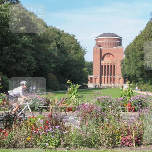 08.09.2024 - Stadtparktriathlon Zöllner http://msf.ph/oto/7045126 08.09.2024 11:22:12 Radfahren 634, 645 meine-sportfotos.de