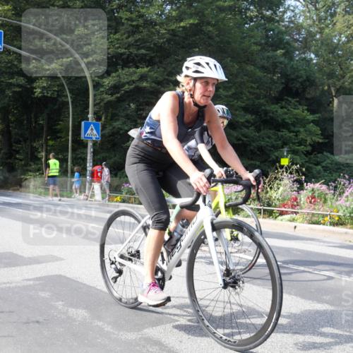 08.09.2024 - Stadtparktriathlon Zöllner http://msf.ph/oto/7045129 08.09.2024 11:30:36 Radfahren 487, 541, 588, 606 meine-sportfotos.de