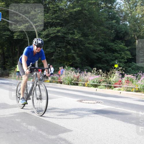 08.09.2024 - Stadtparktriathlon Zöllner http://msf.ph/oto/7045147 08.09.2024 11:31:37 Radfahren 525, 542, 562, 639 meine-sportfotos.de