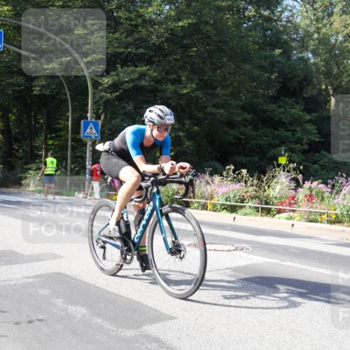 08.09.2024 - Stadtparktriathlon Zöllner http://msf.ph/oto/7045185 08.09.2024 11:33:03 Radfahren 527, 642 meine-sportfotos.de