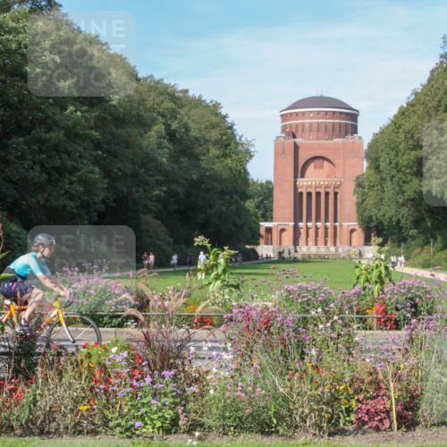 08.09.2024 - Stadtparktriathlon Zöllner http://msf.ph/oto/7045194 08.09.2024 11:24:01 Radfahren 562, 583, 643 meine-sportfotos.de