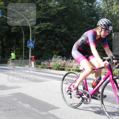 08.09.2024 - Stadtparktriathlon Zöllner http://msf.ph/oto/7045226 08.09.2024 11:34:04 Radfahren 630 meine-sportfotos.de