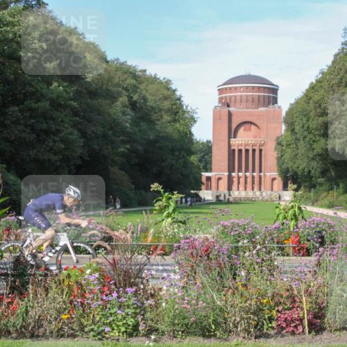 08.09.2024 - Stadtparktriathlon Zöllner http://msf.ph/oto/7045276 08.09.2024 11:26:13 Radfahren 490, 539, 592, 642 meine-sportfotos.de