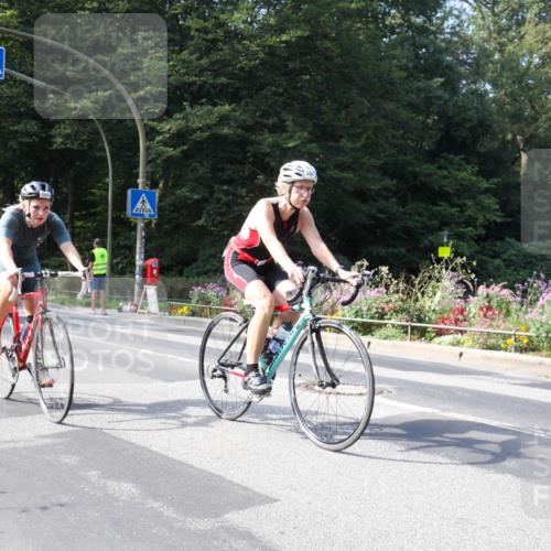 08.09.2024 - Stadtparktriathlon Zöllner http://msf.ph/oto/7045286 08.09.2024 11:35:53 Radfahren 468, 586, 589 meine-sportfotos.de