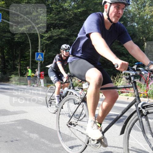 08.09.2024 - Stadtparktriathlon Zöllner http://msf.ph/oto/7045296 08.09.2024 11:36:06 Radfahren 470, 661 meine-sportfotos.de