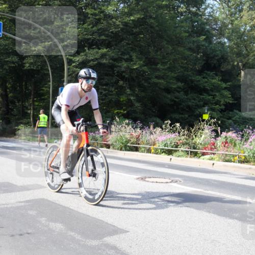 08.09.2024 - Stadtparktriathlon Zöllner http://msf.ph/oto/7045300 08.09.2024 11:36:22 Radfahren 602, 660, 725 meine-sportfotos.de