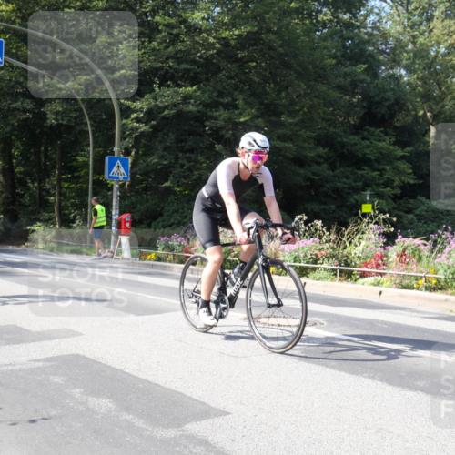 08.09.2024 - Stadtparktriathlon Zöllner http://msf.ph/oto/7045334 08.09.2024 11:37:49 Radfahren 563, 679, 680, 695, 741 meine-sportfotos.de