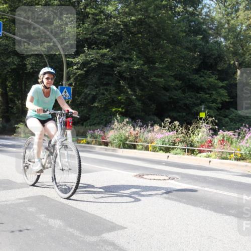 08.09.2024 - Stadtparktriathlon Zöllner http://msf.ph/oto/7045345 08.09.2024 11:38:05 Radfahren 591, 610, 649 meine-sportfotos.de