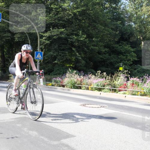 08.09.2024 - Stadtparktriathlon Zöllner http://msf.ph/oto/7045359 08.09.2024 11:38:30 Radfahren 590, 720, 747 meine-sportfotos.de