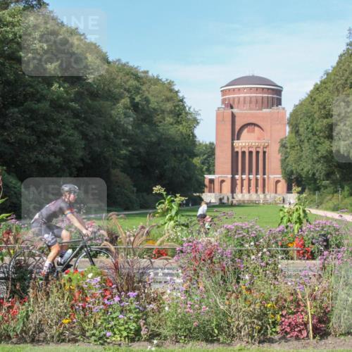 08.09.2024 - Stadtparktriathlon Zöllner http://msf.ph/oto/7045365 08.09.2024 11:28:27 Radfahren 463, 661 meine-sportfotos.de