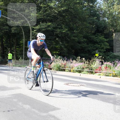 08.09.2024 - Stadtparktriathlon Zöllner http://msf.ph/oto/7045366 08.09.2024 11:38:55 Radfahren 667, 710 meine-sportfotos.de
