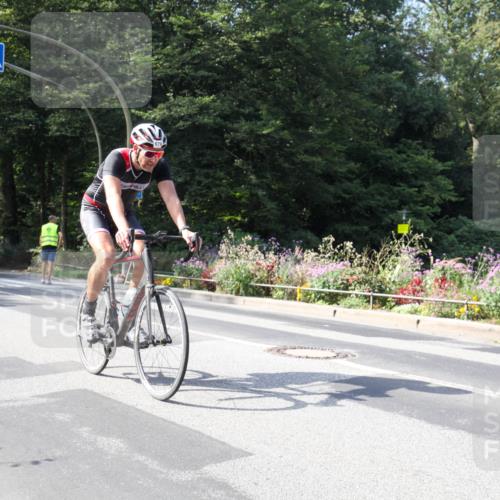 08.09.2024 - Stadtparktriathlon Zöllner http://msf.ph/oto/7045370 08.09.2024 11:39:01 Radfahren 605, 674, 676 meine-sportfotos.de