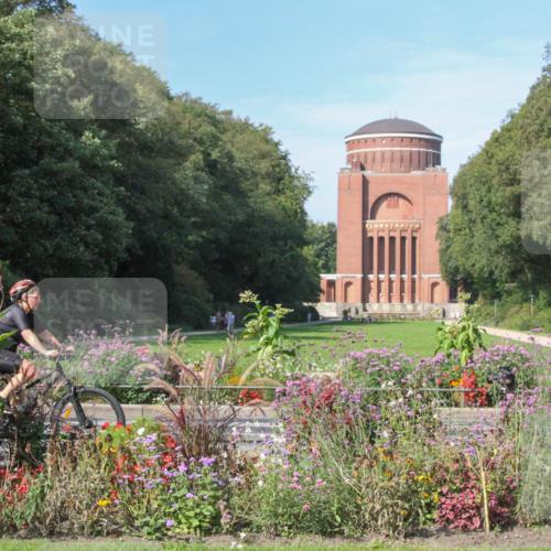 08.09.2024 - Stadtparktriathlon Zöllner http://msf.ph/oto/7045403 08.09.2024 11:29:58 Radfahren 613, 634 meine-sportfotos.de