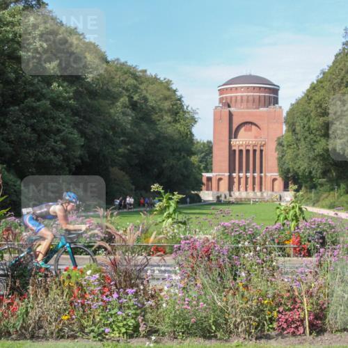 08.09.2024 - Stadtparktriathlon Zöllner http://msf.ph/oto/7045411 08.09.2024 11:30:14 Radfahren 574, 590 meine-sportfotos.de