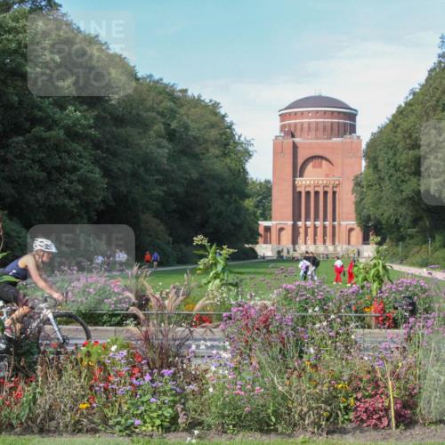 08.09.2024 - Stadtparktriathlon Zöllner http://msf.ph/oto/7045426 08.09.2024 11:30:36 Radfahren 487, 541, 588, 606 meine-sportfotos.de