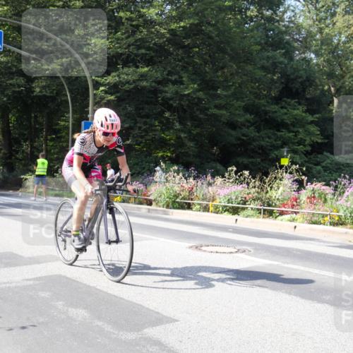 08.09.2024 - Stadtparktriathlon Zöllner http://msf.ph/oto/7045439 08.09.2024 11:40:32 Radfahren 576, 592 meine-sportfotos.de