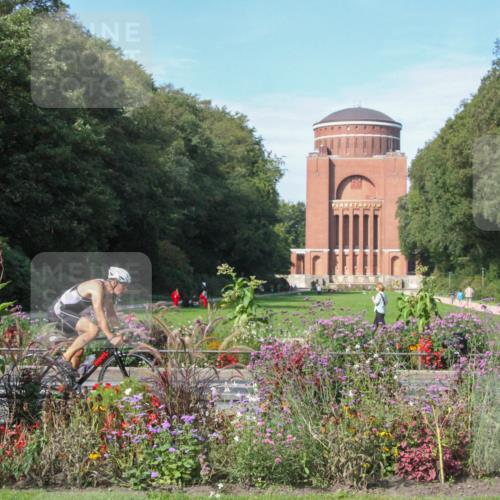 08.09.2024 - Stadtparktriathlon Zöllner http://msf.ph/oto/7045475 08.09.2024 11:32:35 Radfahren 484 meine-sportfotos.de