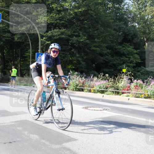 08.09.2024 - Stadtparktriathlon Zöllner http://msf.ph/oto/7045530 08.09.2024 11:43:12 Radfahren 632 meine-sportfotos.de