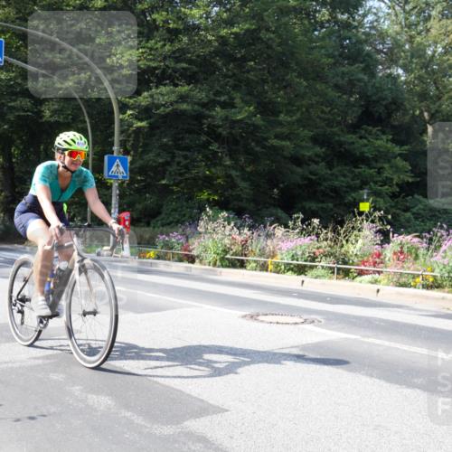 08.09.2024 - Stadtparktriathlon Zöllner http://msf.ph/oto/7045532 08.09.2024 11:43:16 Radfahren 618 meine-sportfotos.de